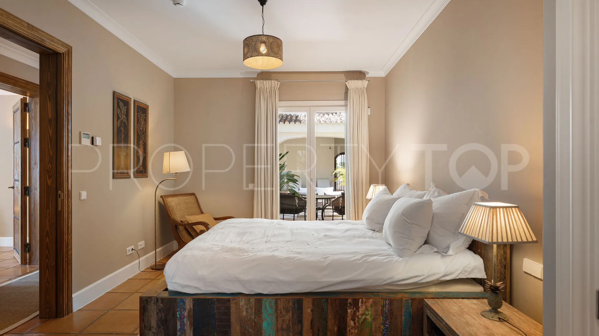 Cascada de Camojan, villa en venta de 5 dormitorios