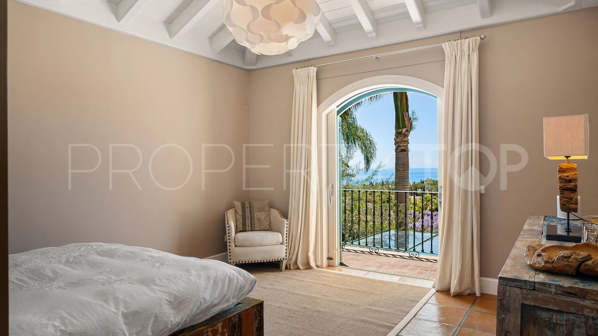 Cascada de Camojan, villa en venta de 5 dormitorios