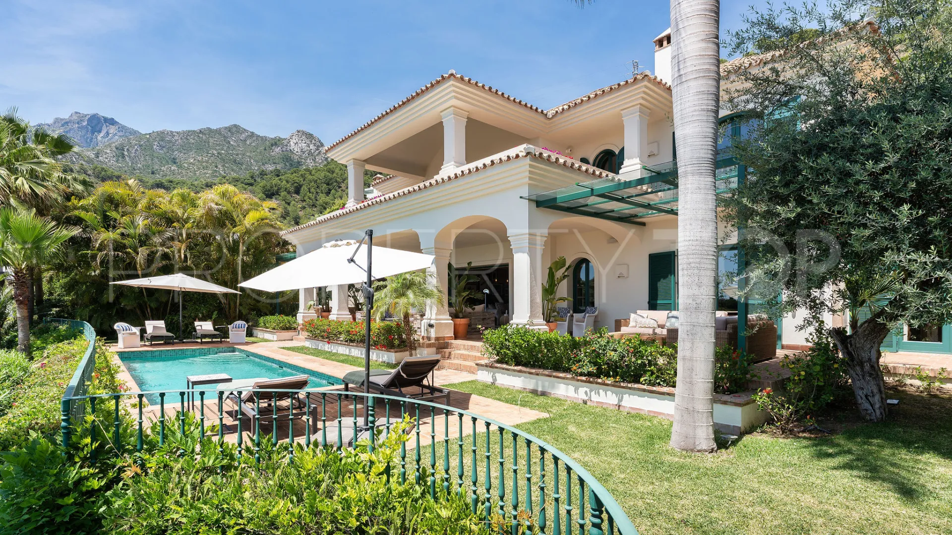 Cascada de Camojan, villa en venta de 5 dormitorios