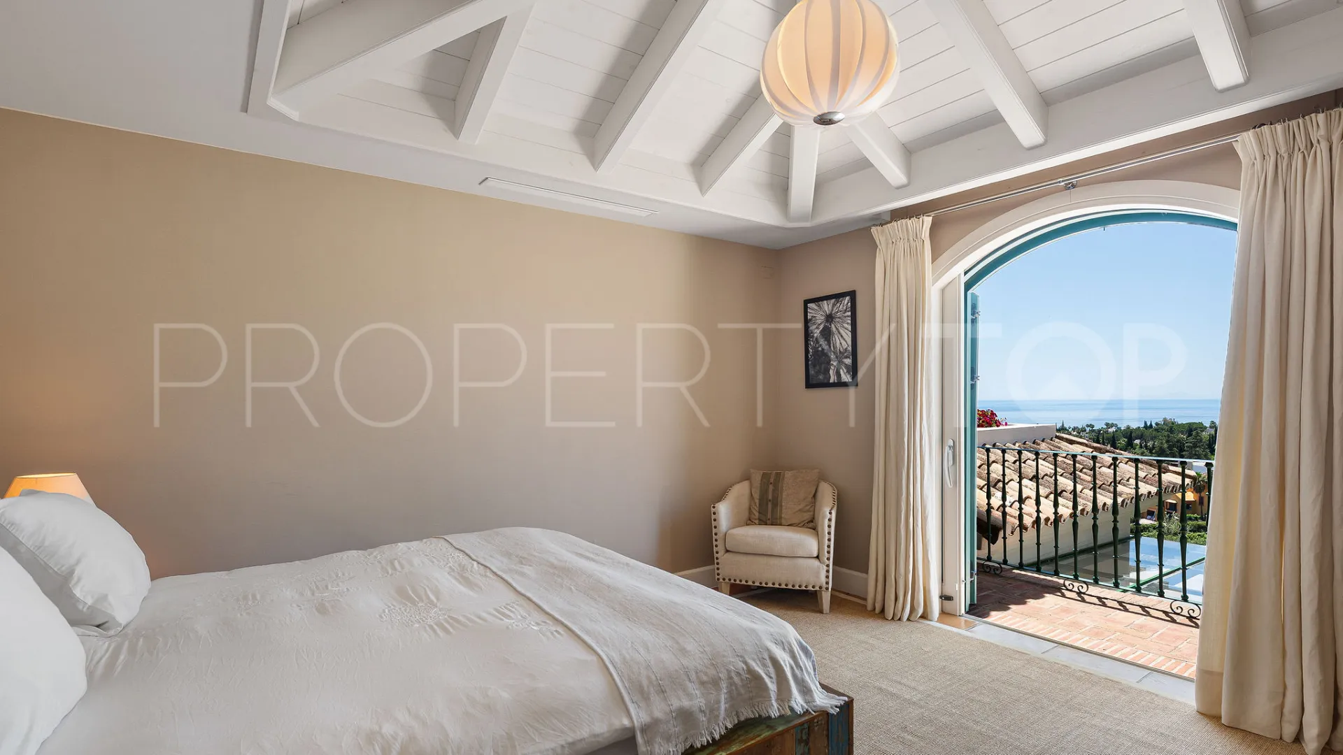 Cascada de Camojan, villa en venta de 5 dormitorios