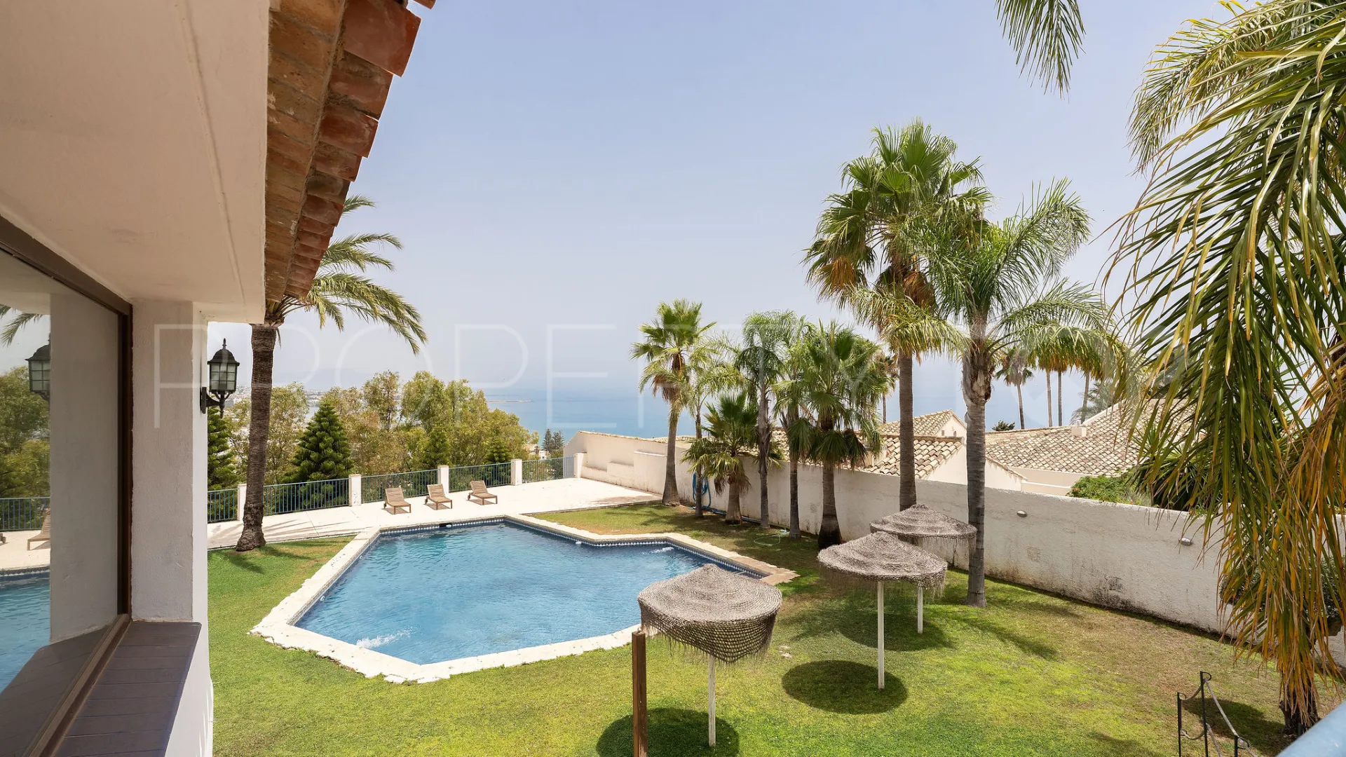 6 bedrooms villa for sale in Bahia Dorada