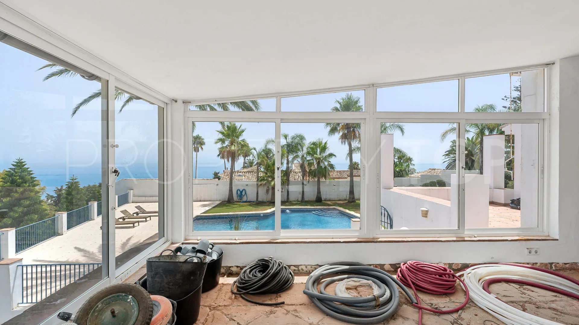 6 bedrooms villa for sale in Bahia Dorada