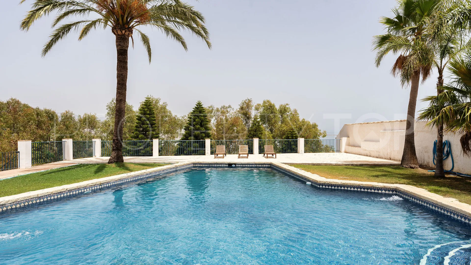 6 bedrooms villa for sale in Bahia Dorada