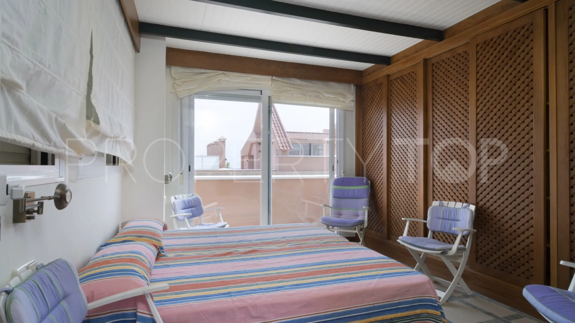 Se vende Ático en Magna Marbella con 4 dormitorios