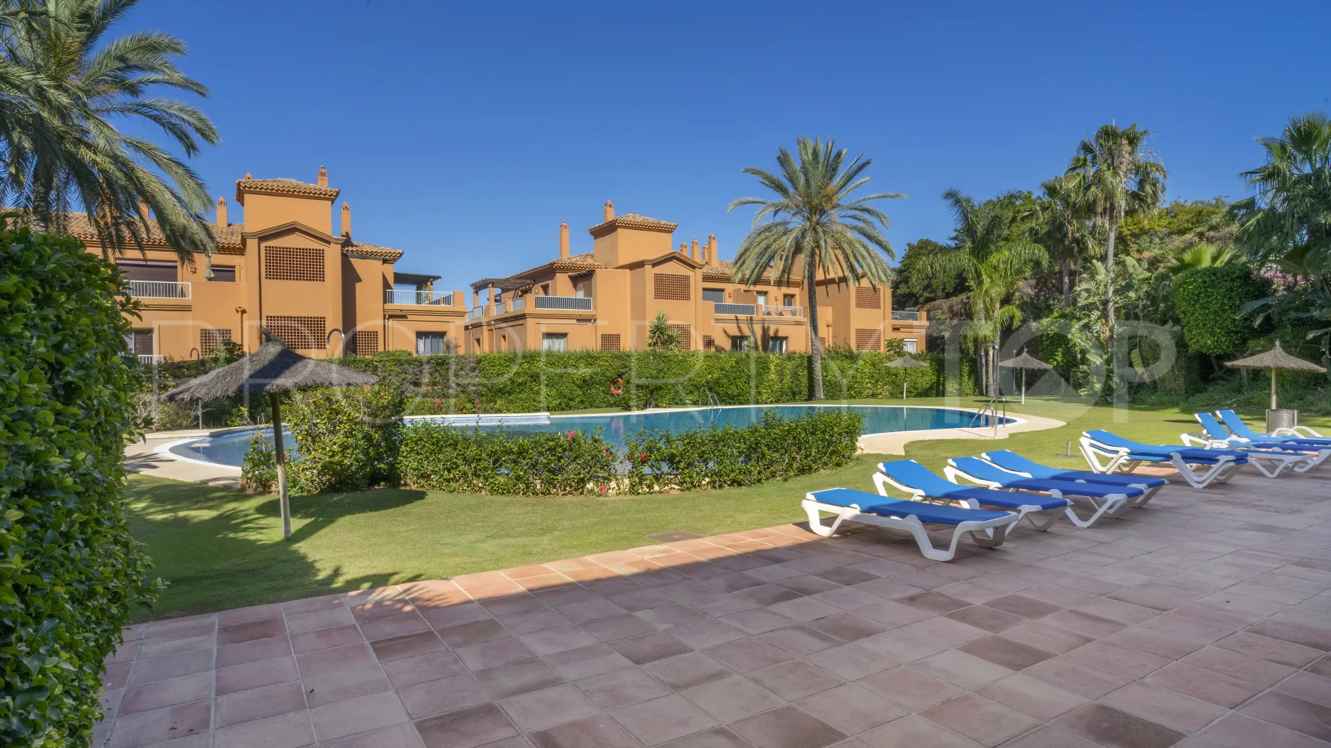 For sale apartment in Benatalaya with 2 bedrooms