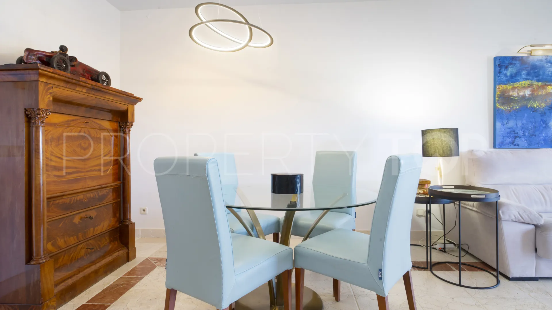 For sale apartment in Benatalaya with 2 bedrooms