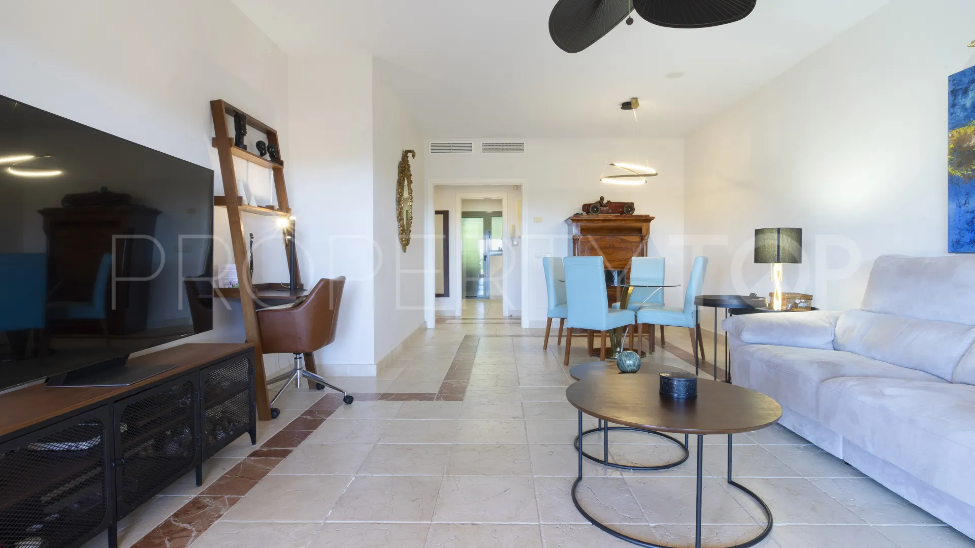 For sale apartment in Benatalaya with 2 bedrooms