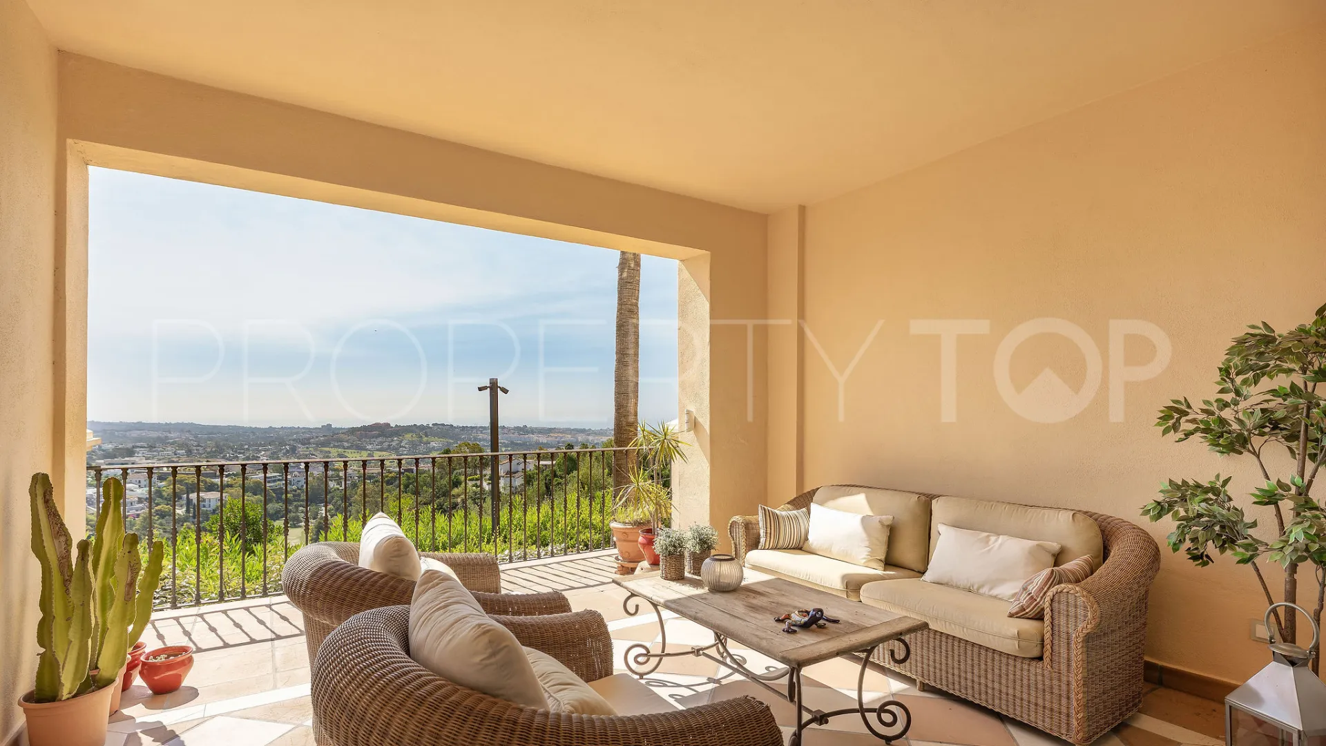 2 bedrooms Buenavista ground floor apartment for sale