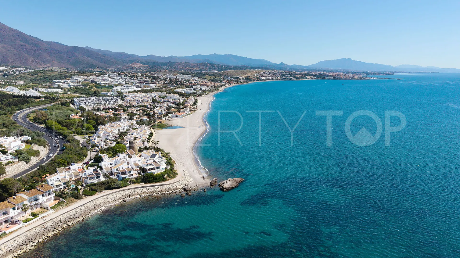 For sale duplex penthouse in Bahia Dorada with 3 bedrooms