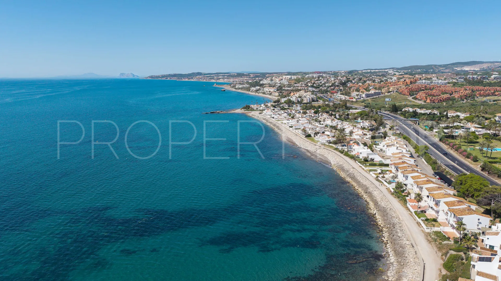 For sale duplex penthouse in Bahia Dorada with 3 bedrooms