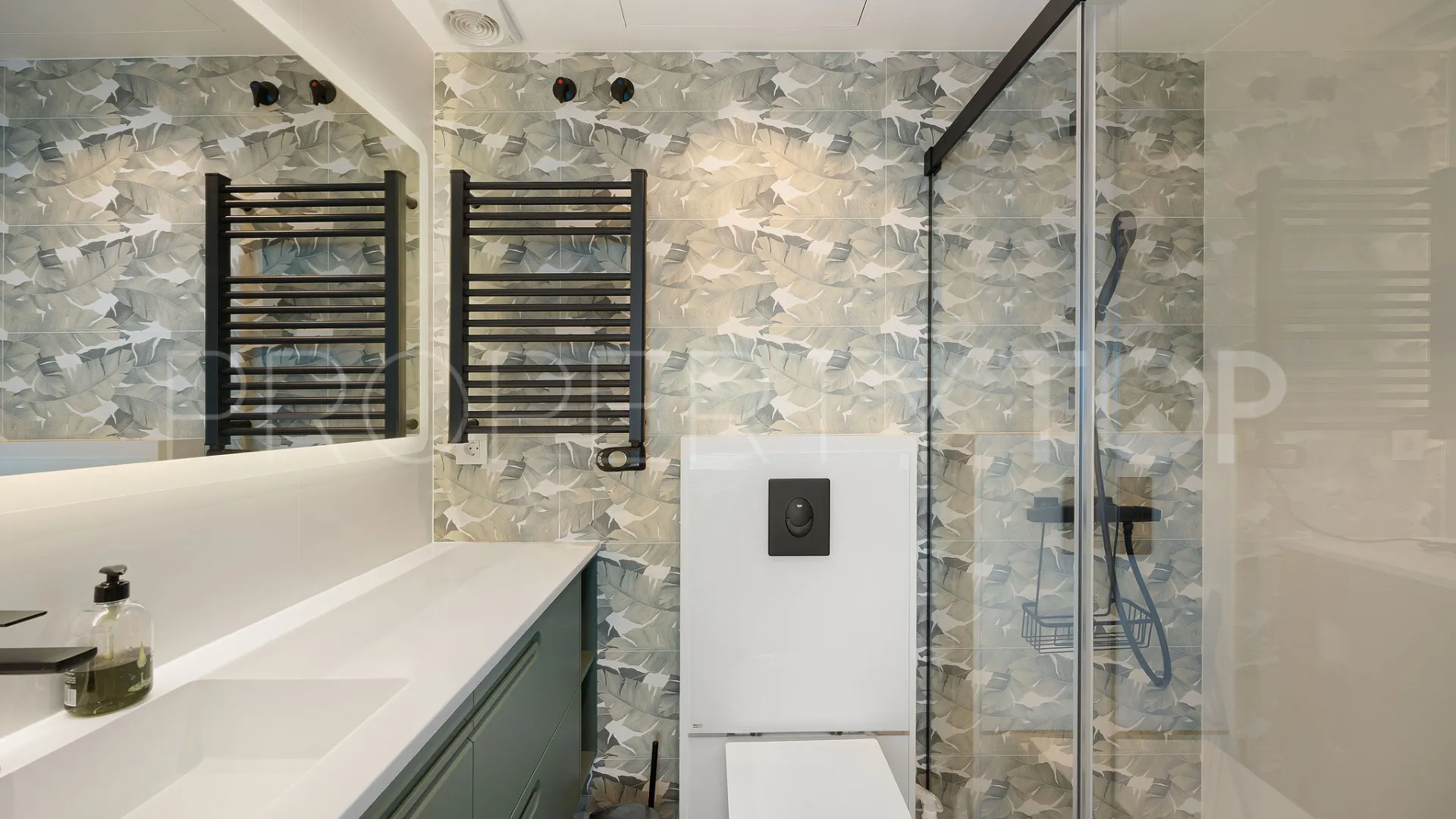 For sale duplex penthouse in Bahia Dorada with 3 bedrooms