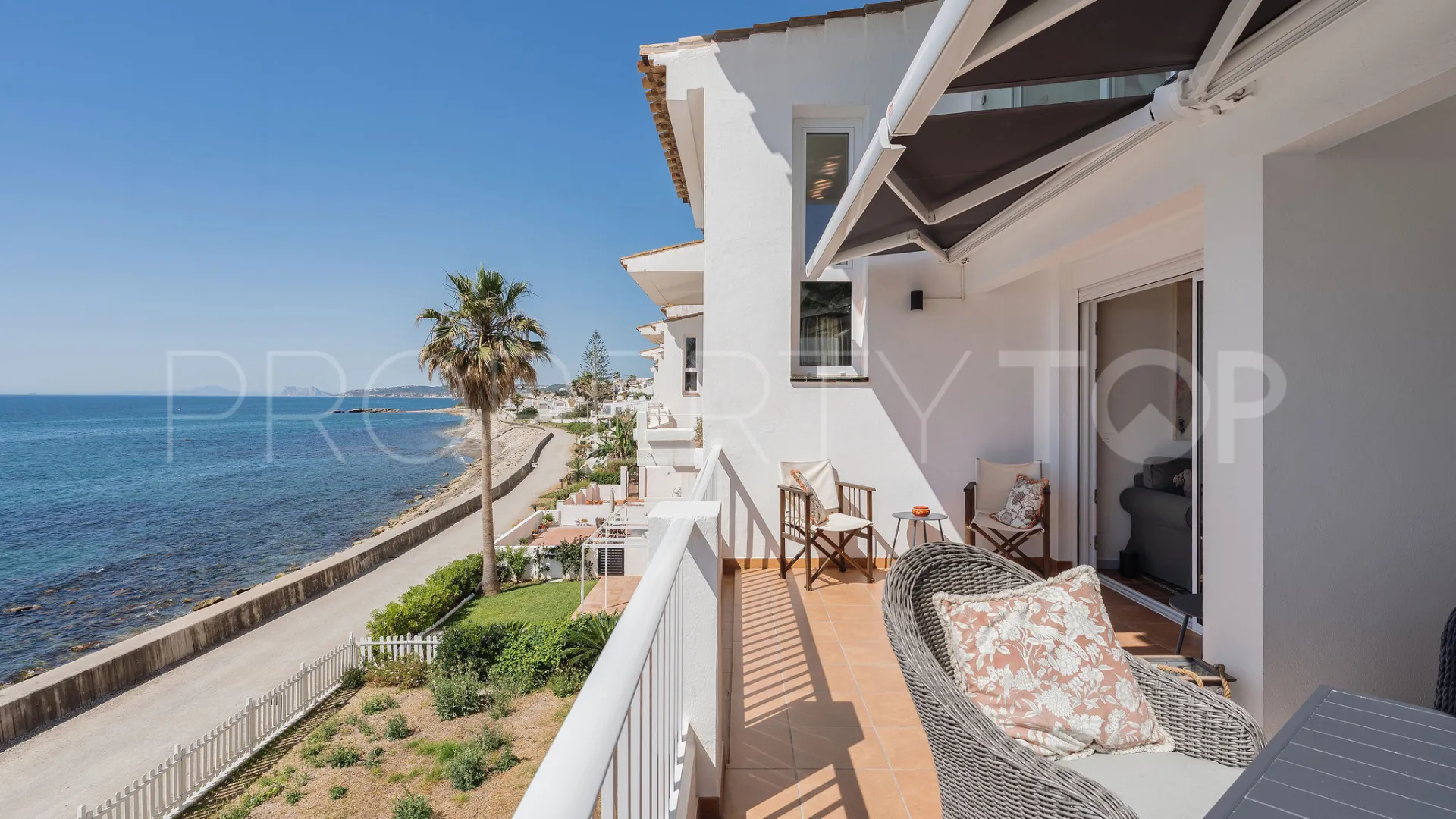 For sale duplex penthouse in Bahia Dorada with 3 bedrooms