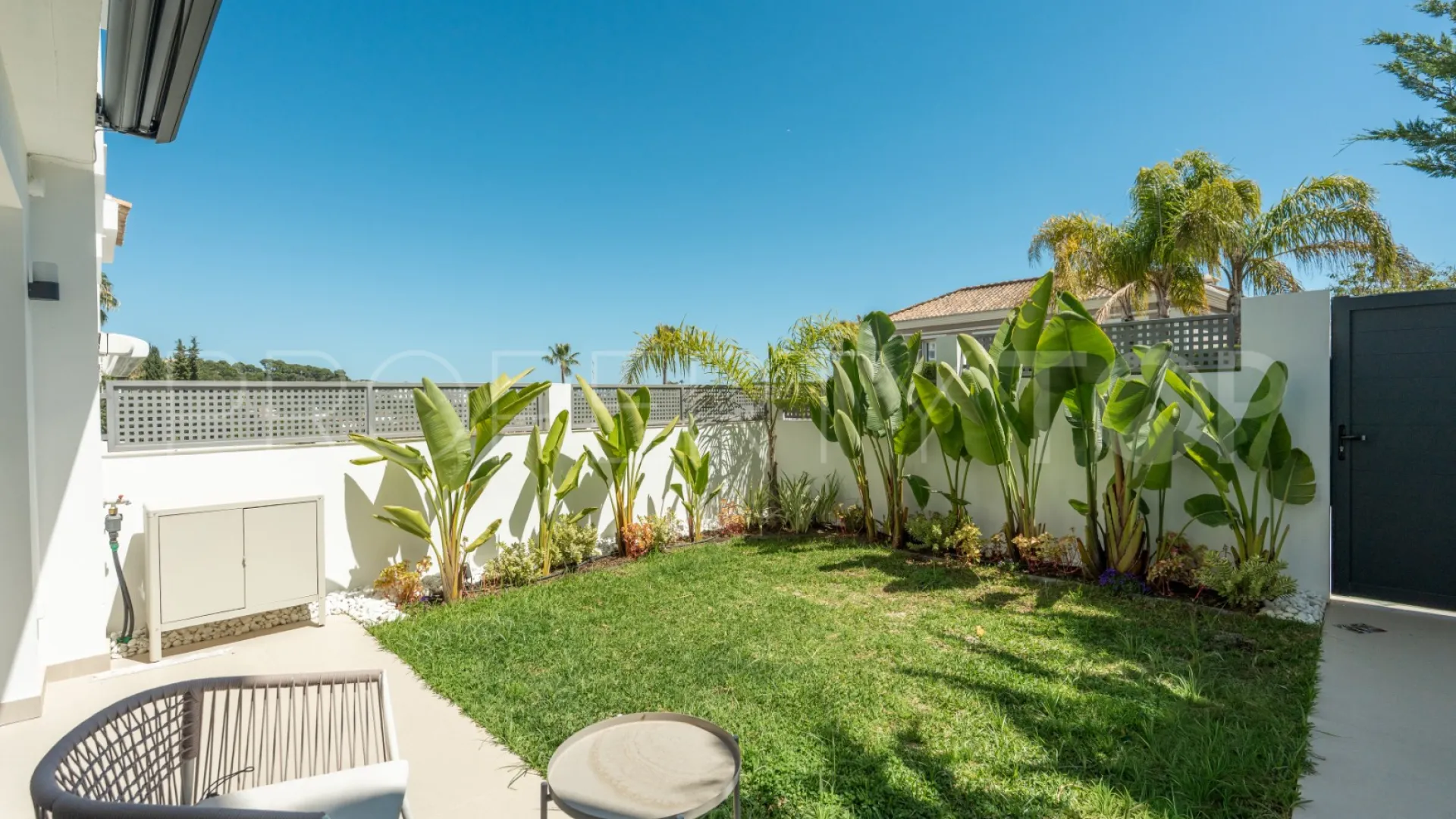 Town house for sale in Balcón del Golf