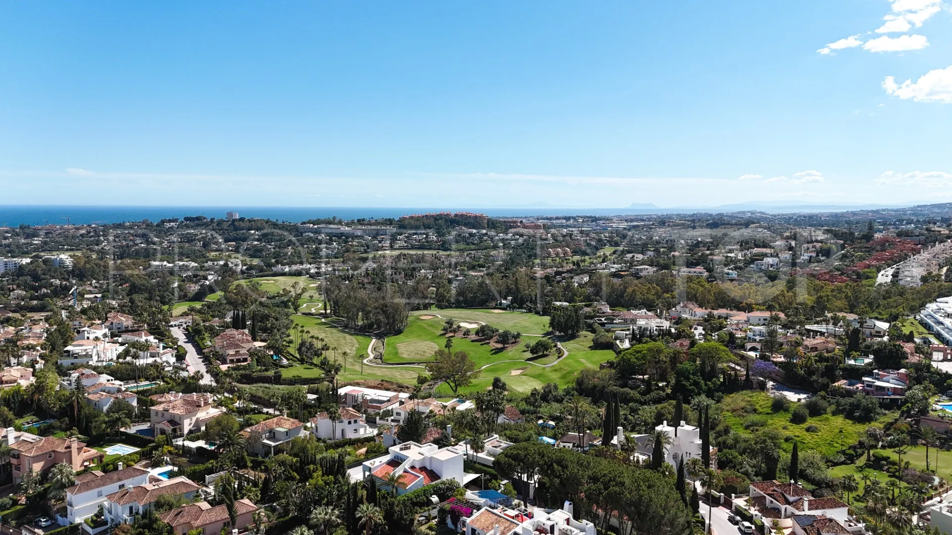 Town house for sale in Balcón del Golf