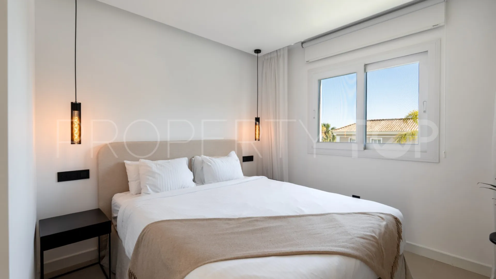 Town house for sale in Balcón del Golf