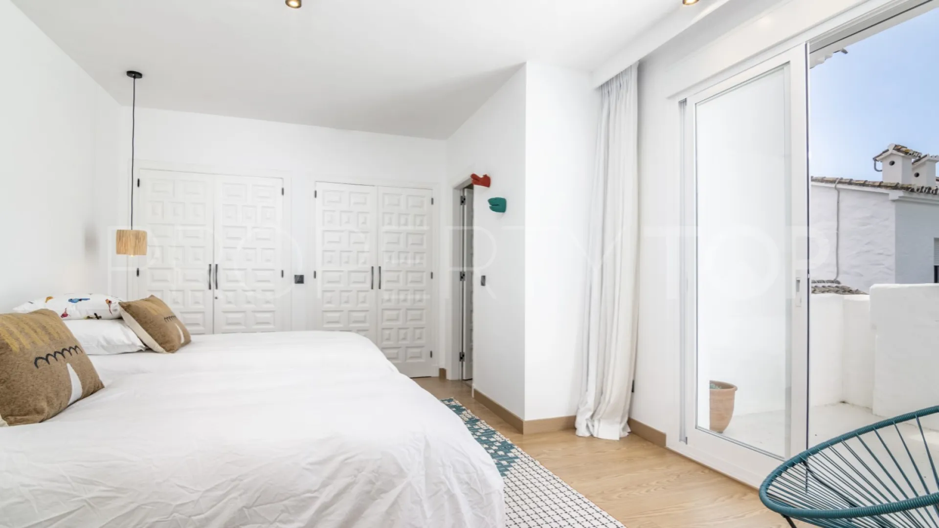 For sale Los Naranjos Country Club 3 bedrooms town house