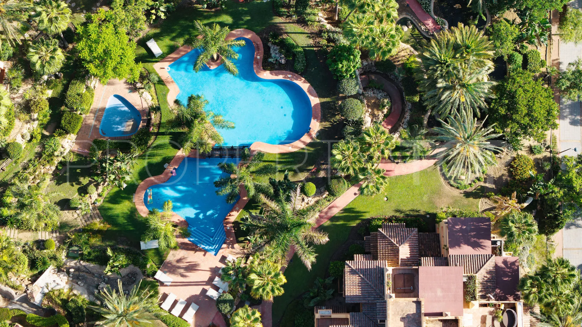 Comprar apartamento planta baja de 3 dormitorios en El Campanario