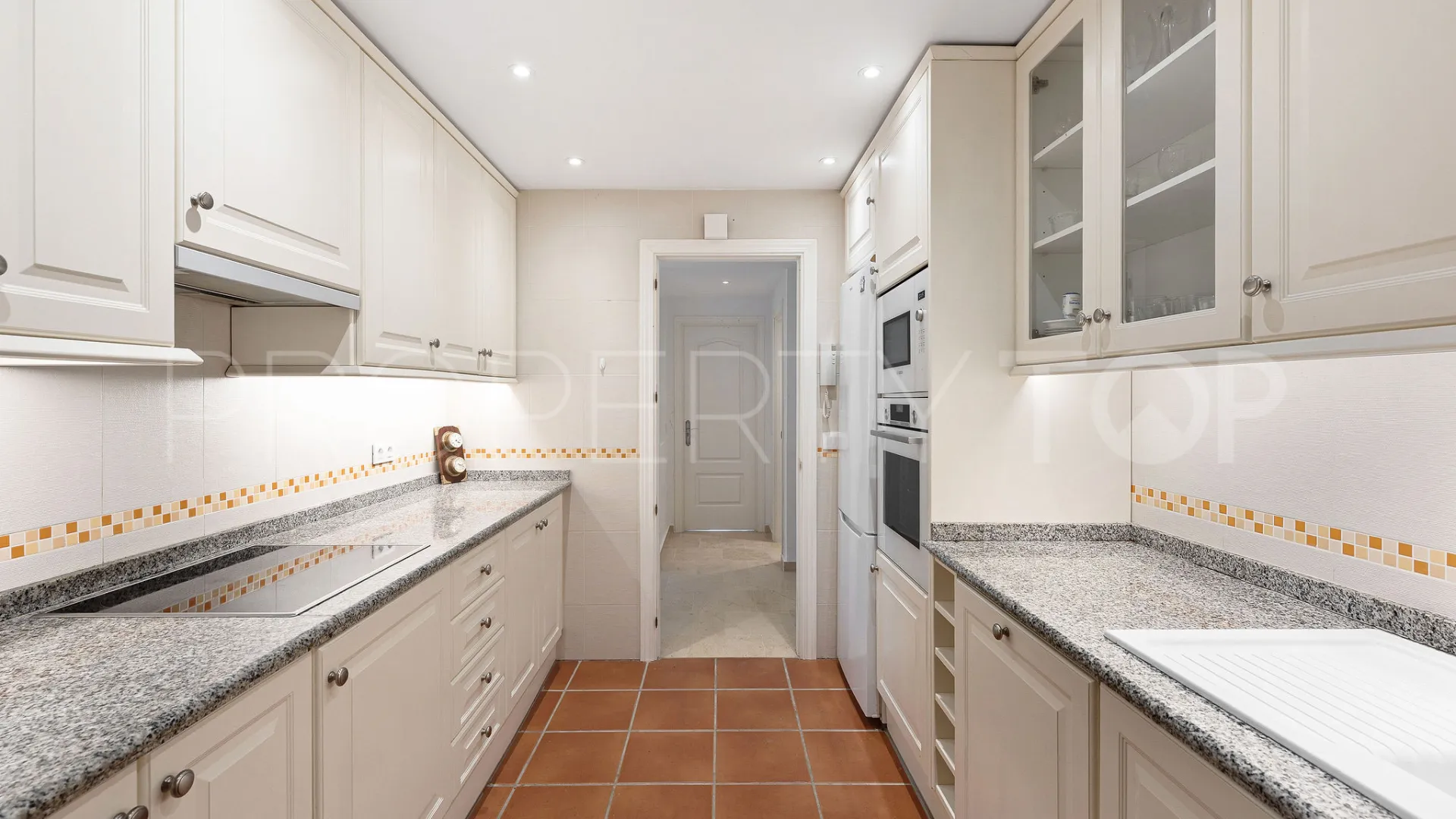 Comprar apartamento planta baja de 3 dormitorios en El Campanario