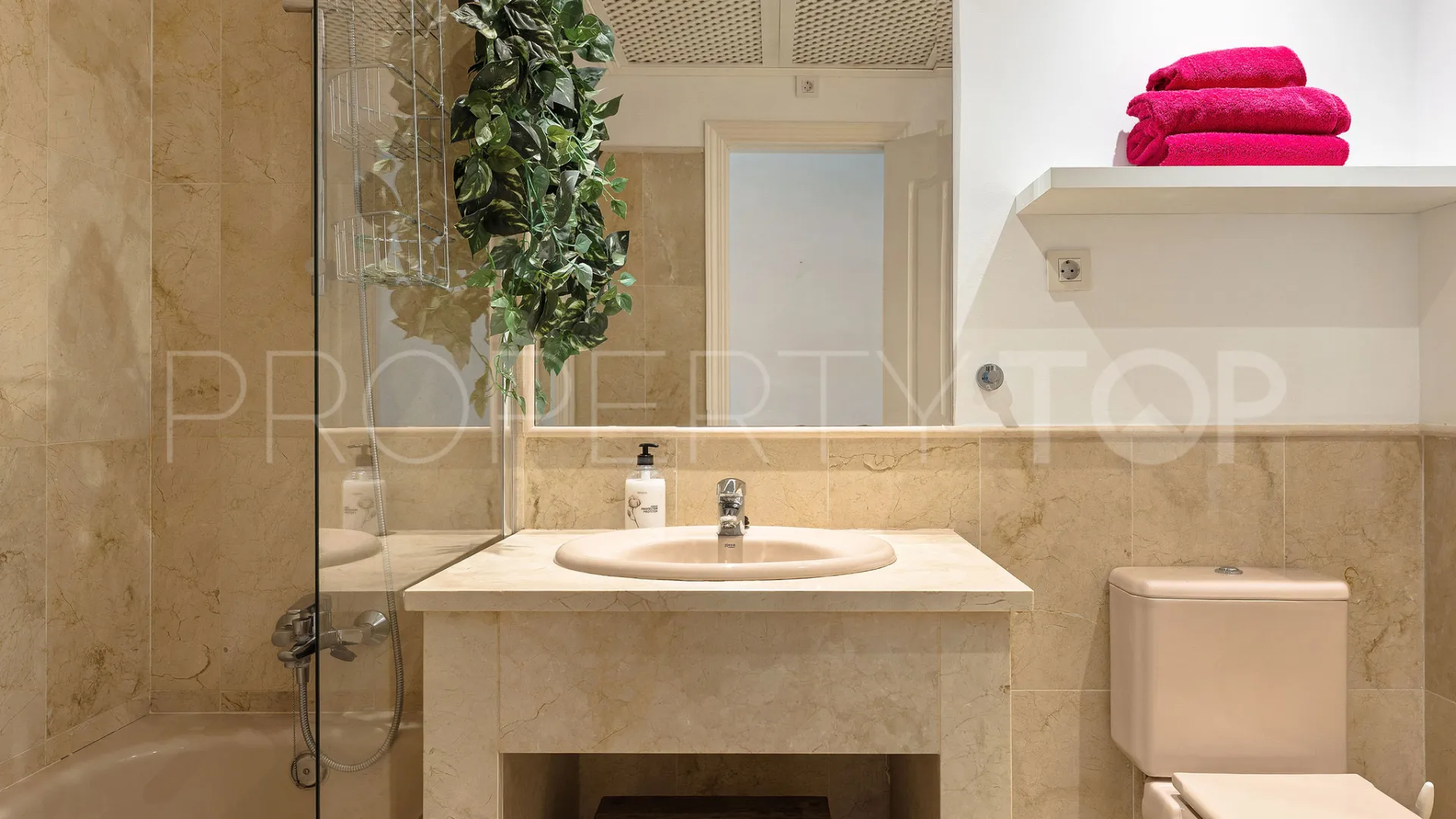 Comprar apartamento planta baja de 3 dormitorios en El Campanario