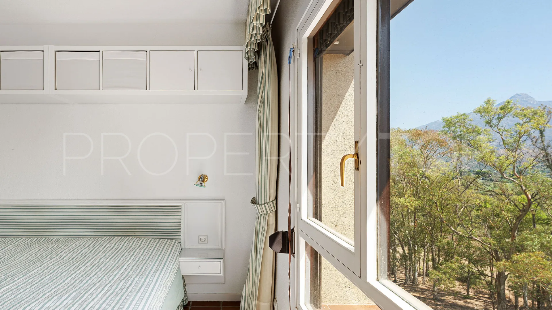 Apartamento en venta con 2 dormitorios en Torres de Aloha