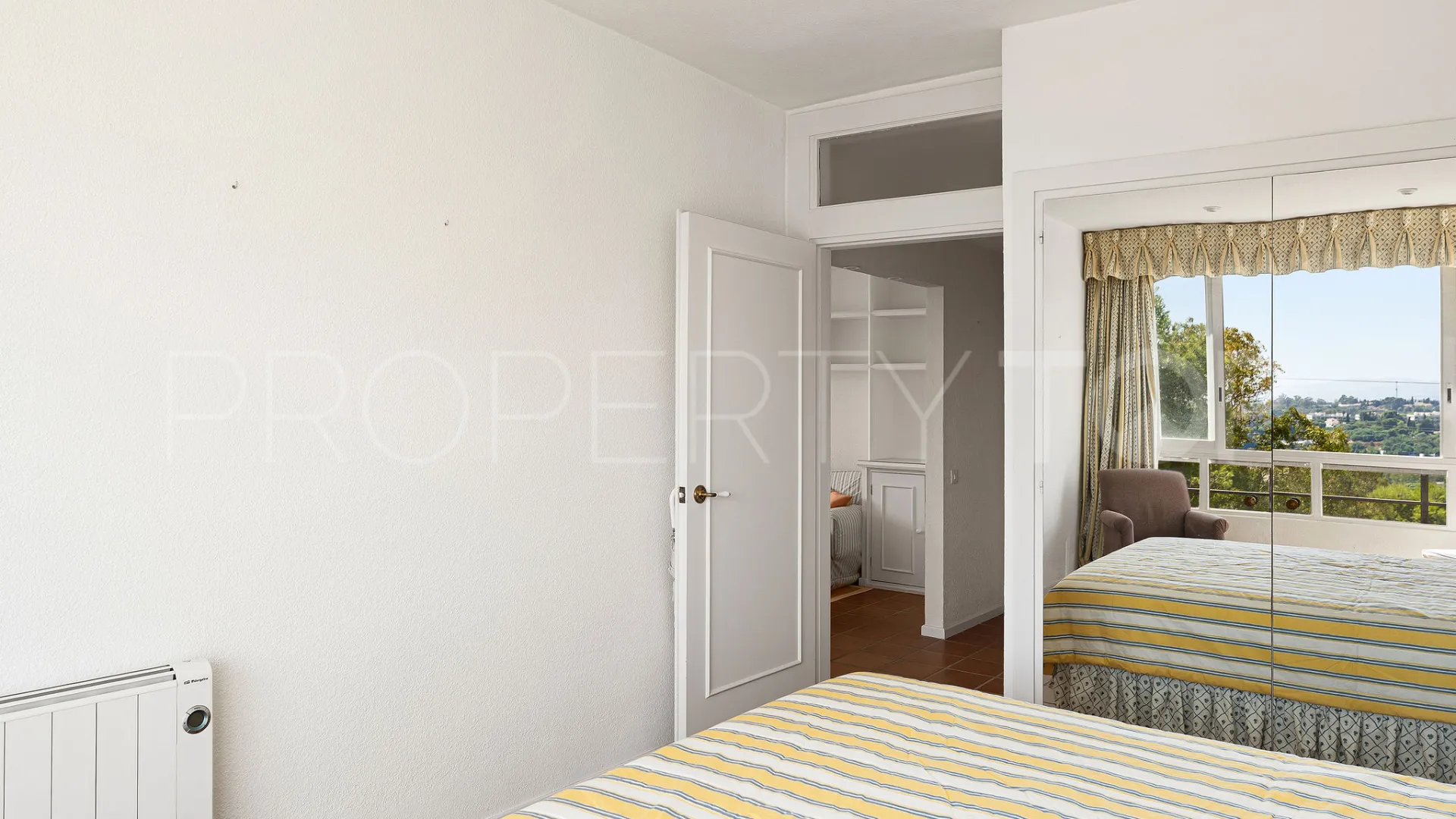 Apartamento en venta con 2 dormitorios en Torres de Aloha