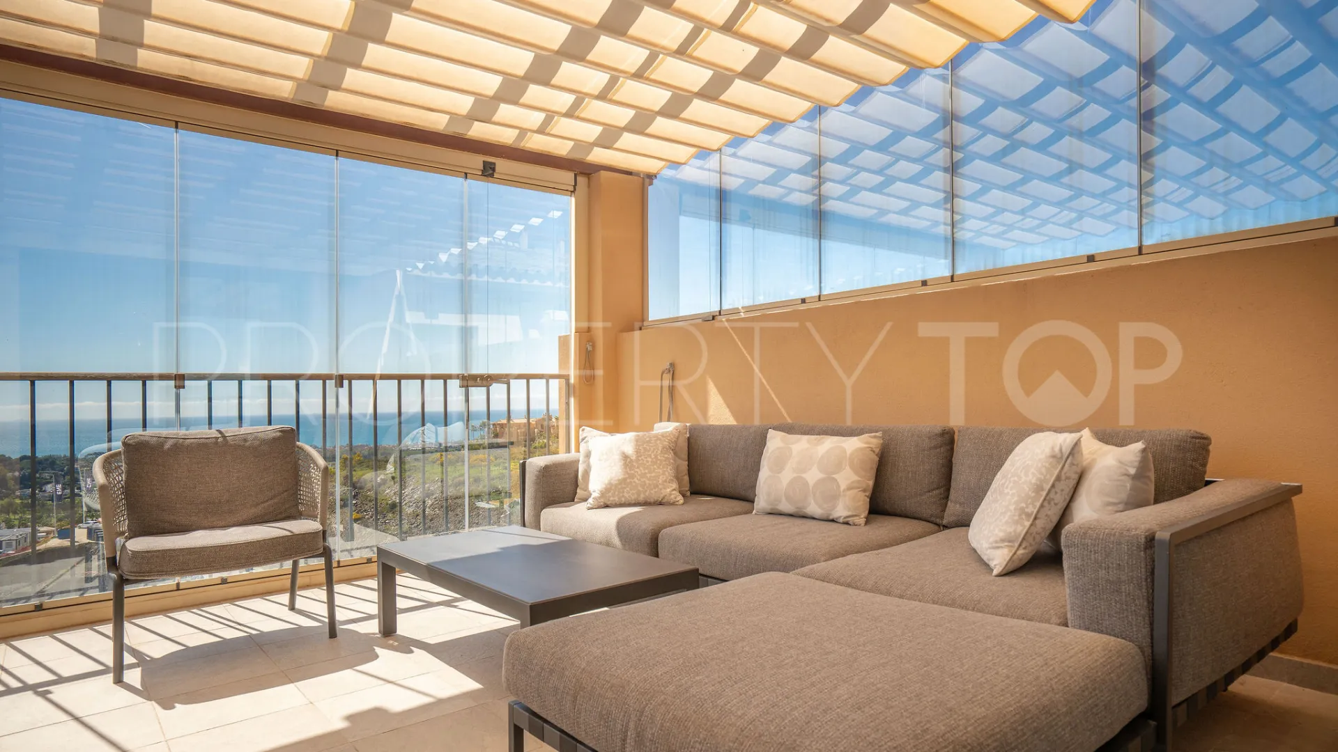 Penthouse for sale in Hacienda del Señorio de Cifuentes with 2 bedrooms