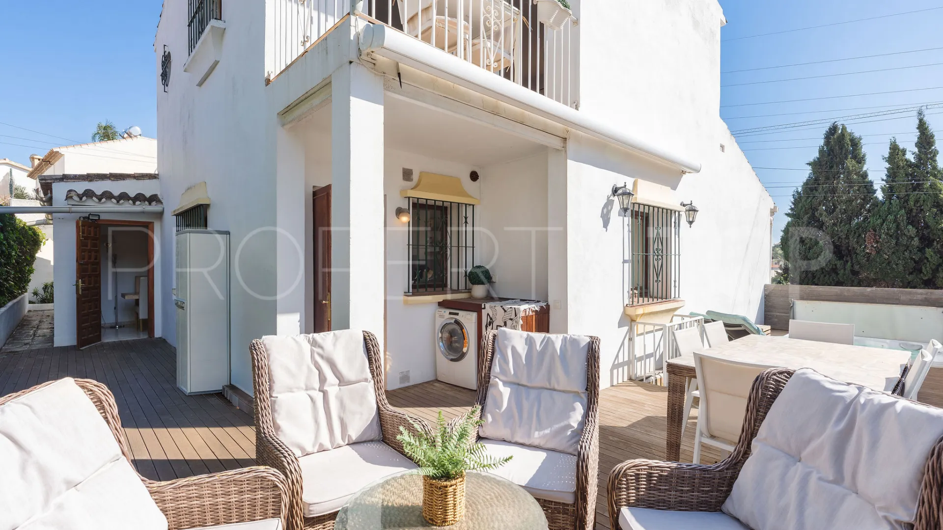 For sale 4 bedrooms villa in La Campana