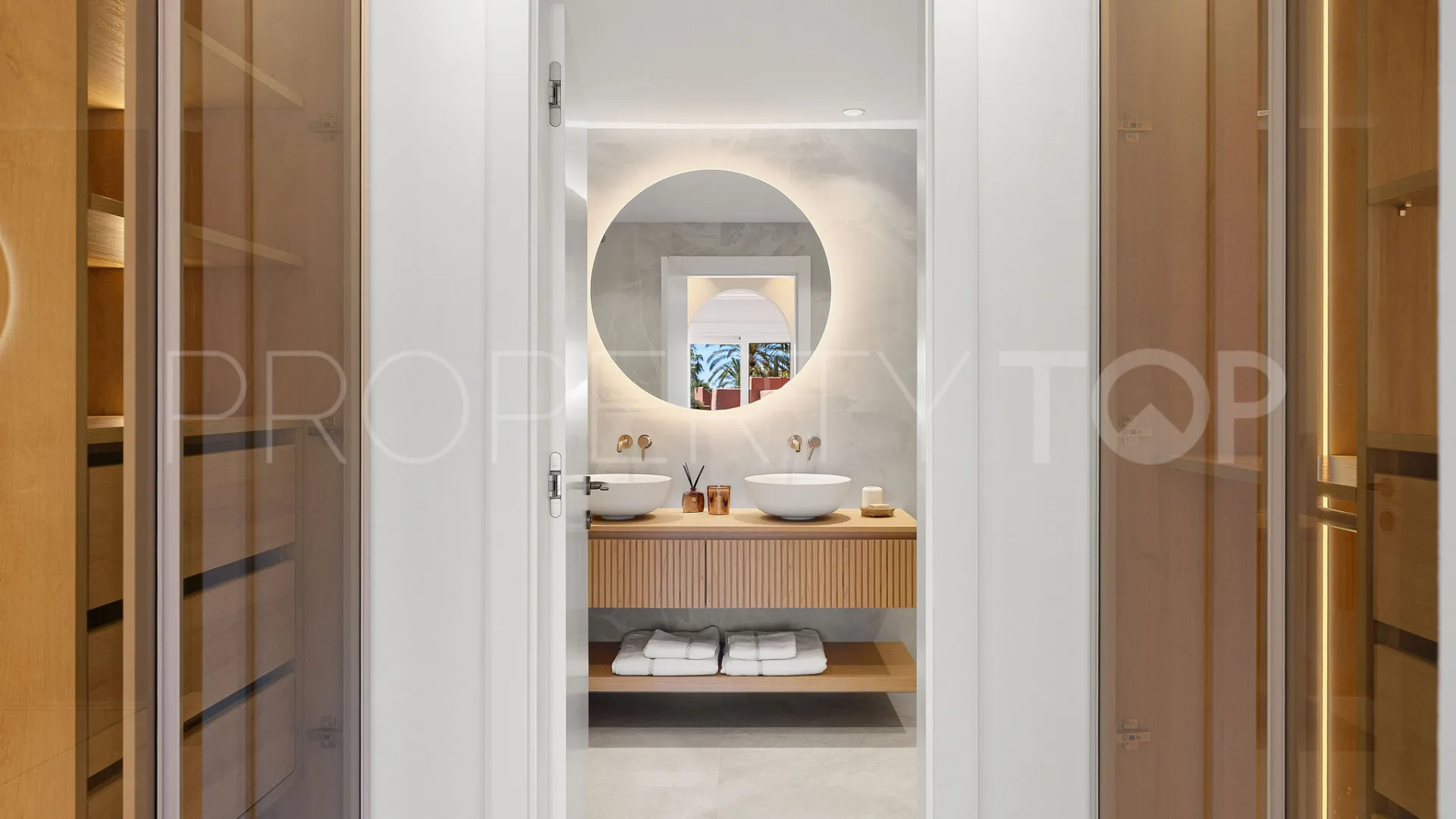 Duplex penthouse for sale in Torre Bermeja