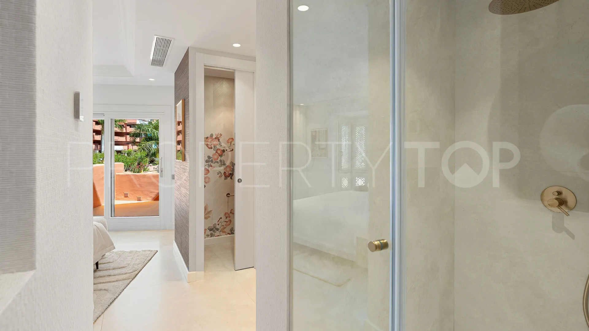 Duplex penthouse for sale in Torre Bermeja