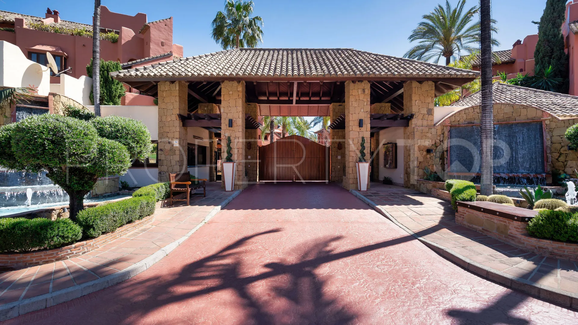 Duplex penthouse for sale in Torre Bermeja