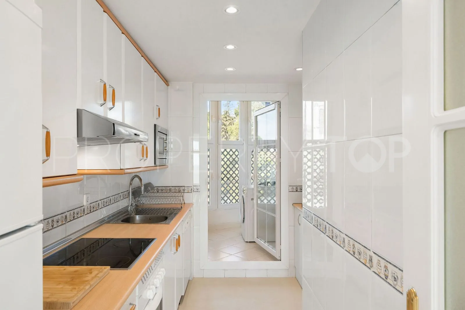 Atico duplex en venta en Señorio de Aloha