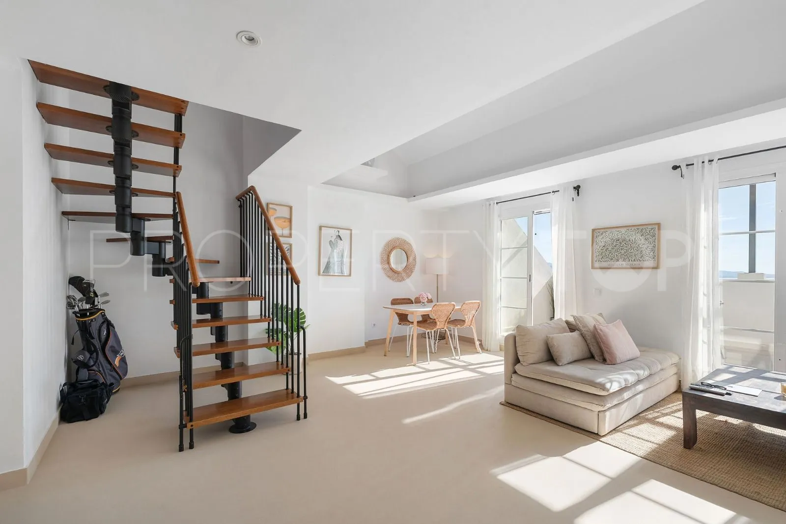 Atico duplex en venta en Señorio de Aloha