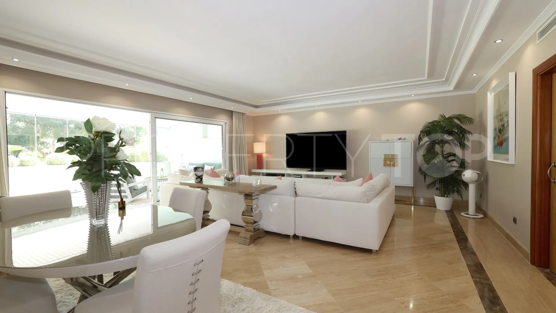El Embrujo Banús 2 bedrooms ground floor apartment for sale