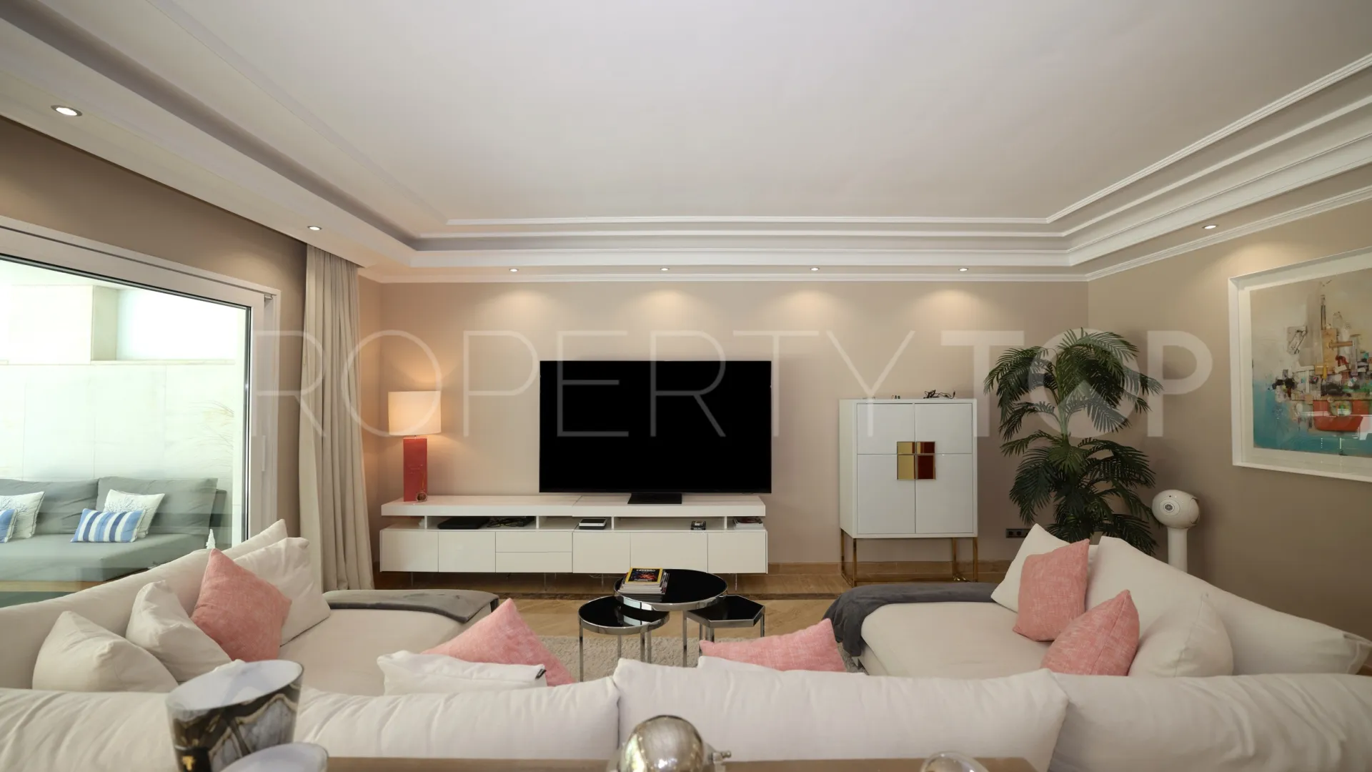 El Embrujo Banús 2 bedrooms ground floor apartment for sale