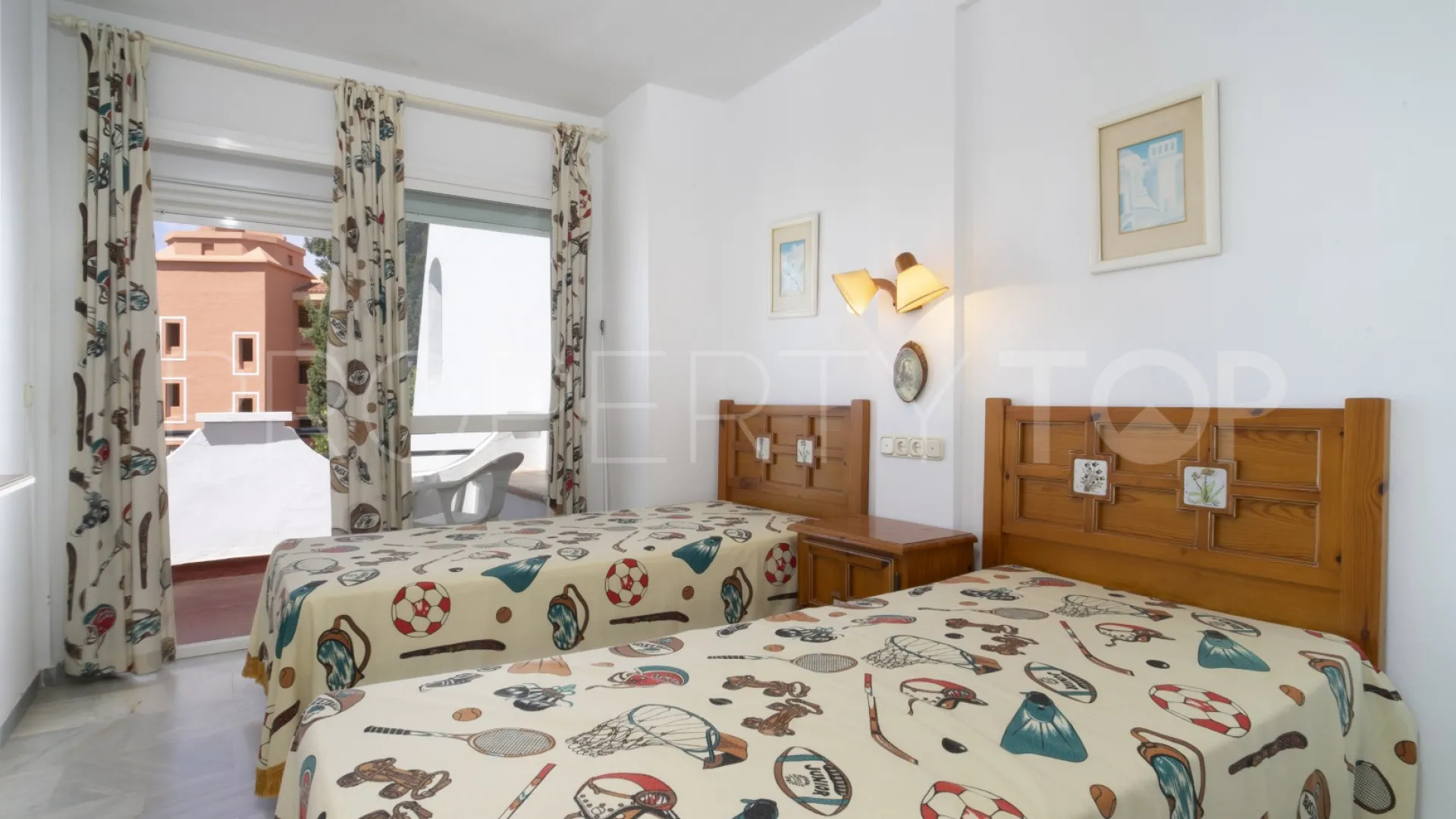 Se vende adosado en La Reserva de Marbella de 2 dormitorios