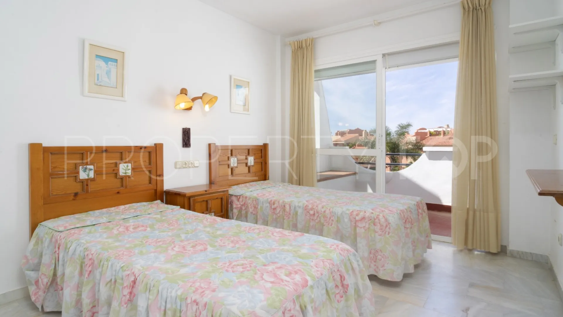 Se vende adosado en La Reserva de Marbella de 2 dormitorios
