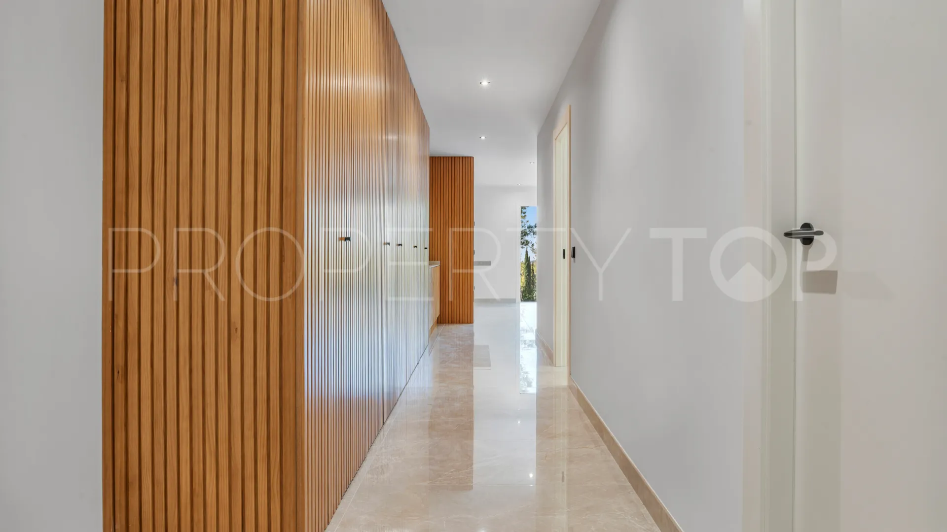Villa for sale in El Madroñal