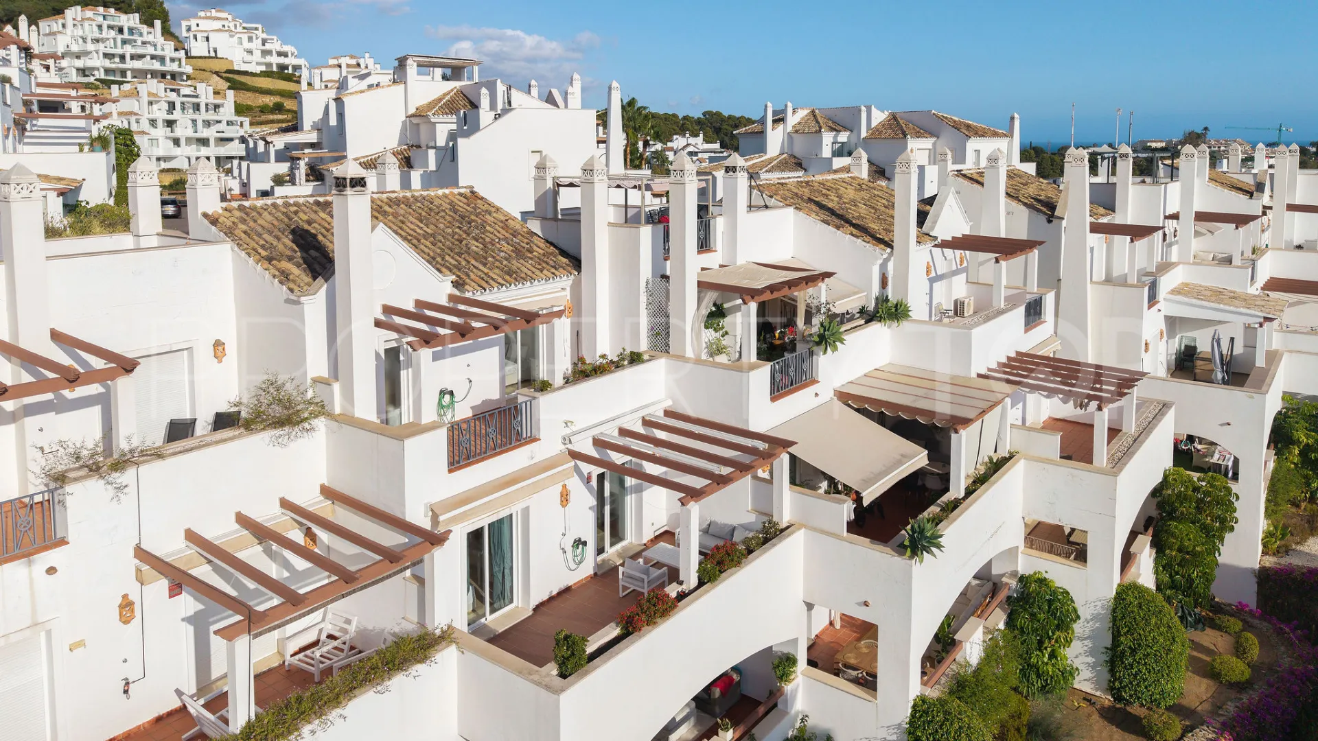 Duplex penthouse with 3 bedrooms for sale in Aloha Royal
