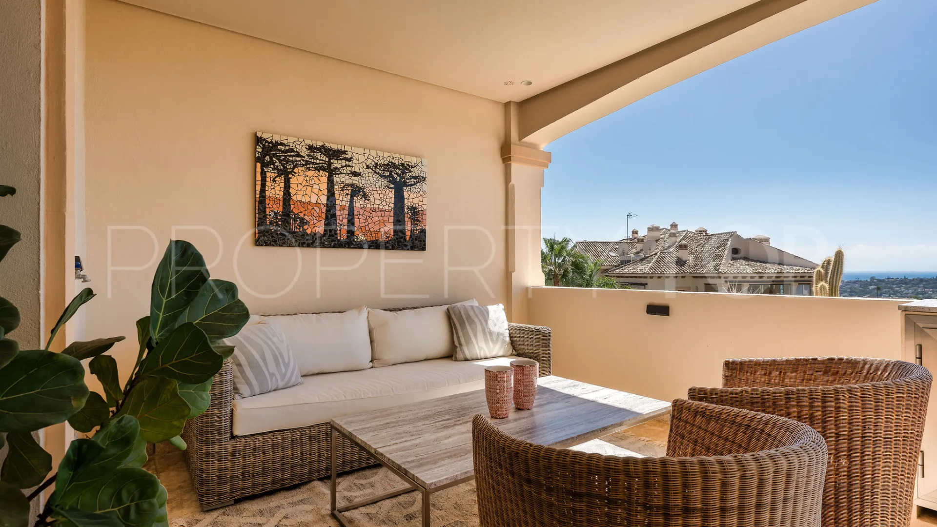 Duplex penthouse with 4 bedrooms for sale in Aloha Park