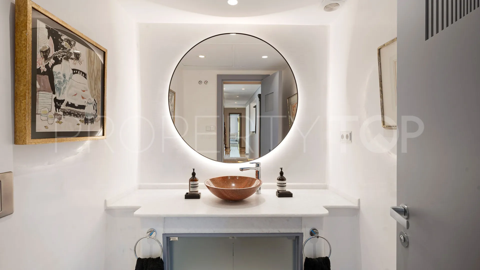 Duplex penthouse with 4 bedrooms for sale in Aloha Park