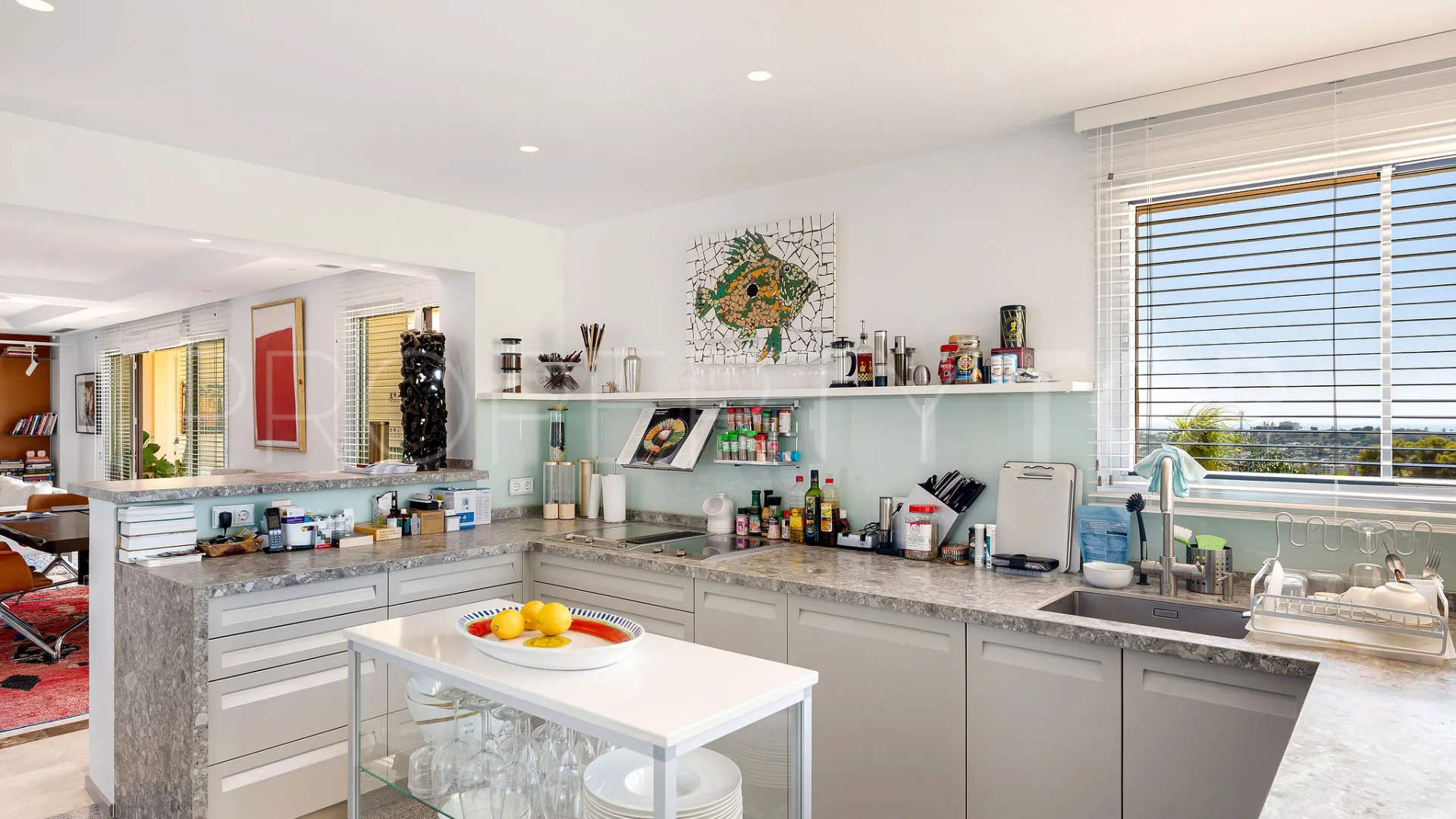 Duplex penthouse with 4 bedrooms for sale in Aloha Park