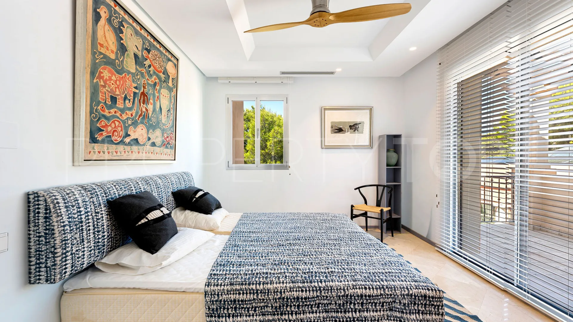 Duplex penthouse with 4 bedrooms for sale in Aloha Park