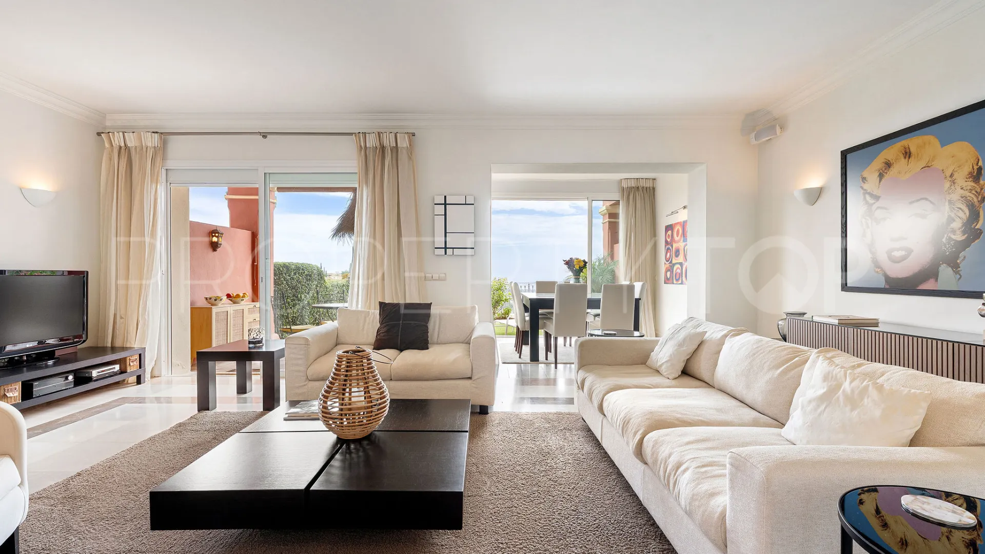 Town house in Monte Halcones for sale