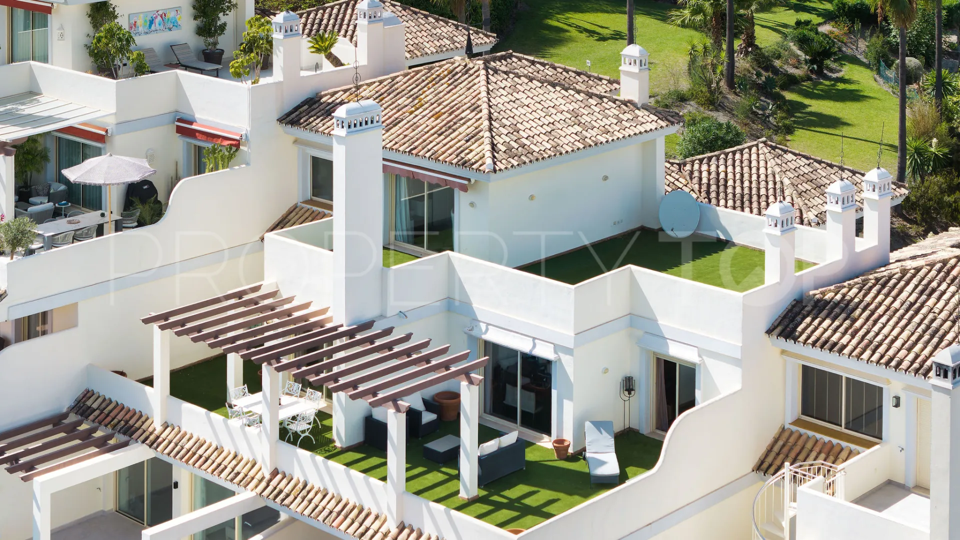 Comprar atico duplex de 3 dormitorios en Palacetes Los Belvederes