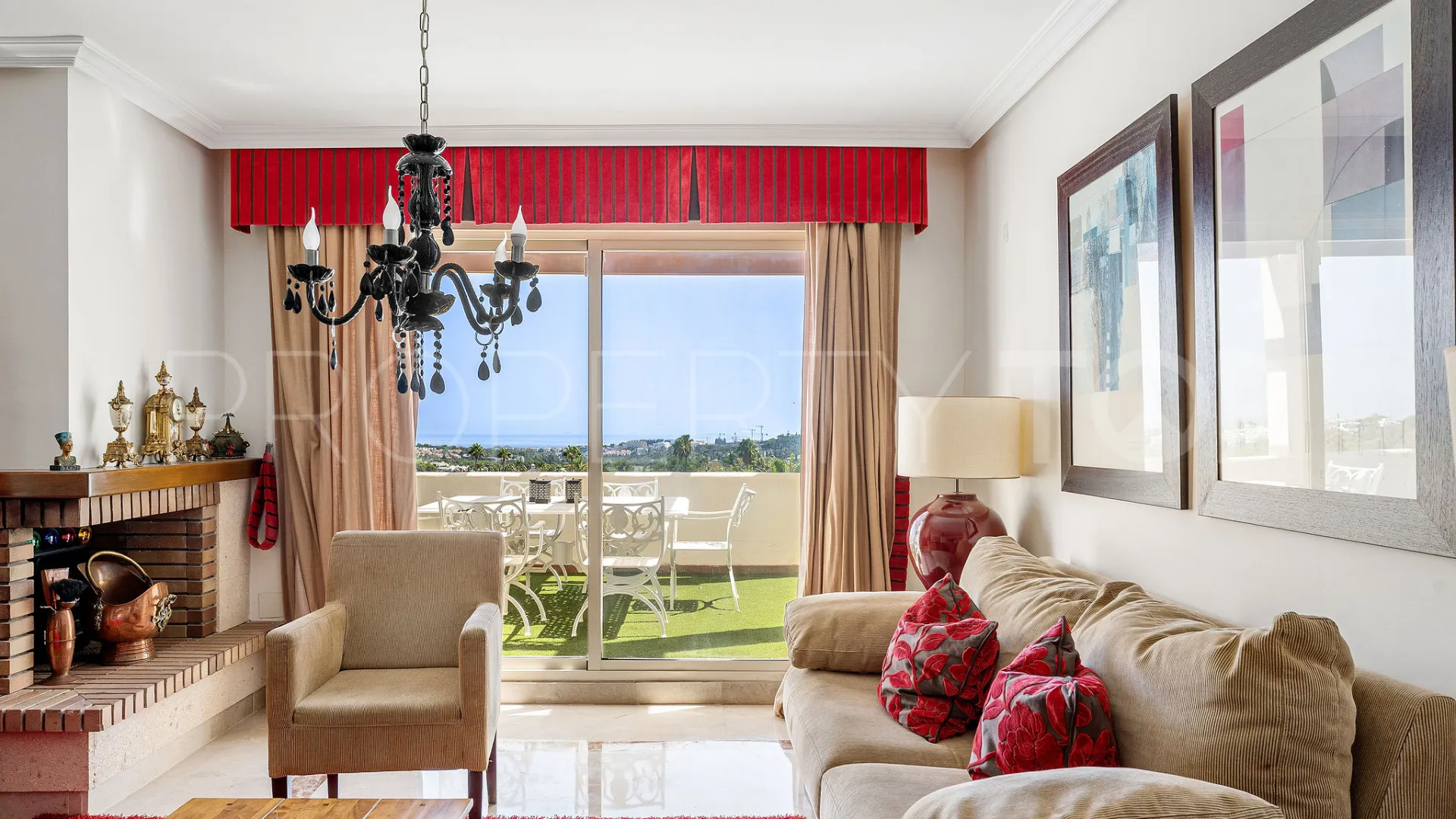 Comprar atico duplex de 3 dormitorios en Palacetes Los Belvederes