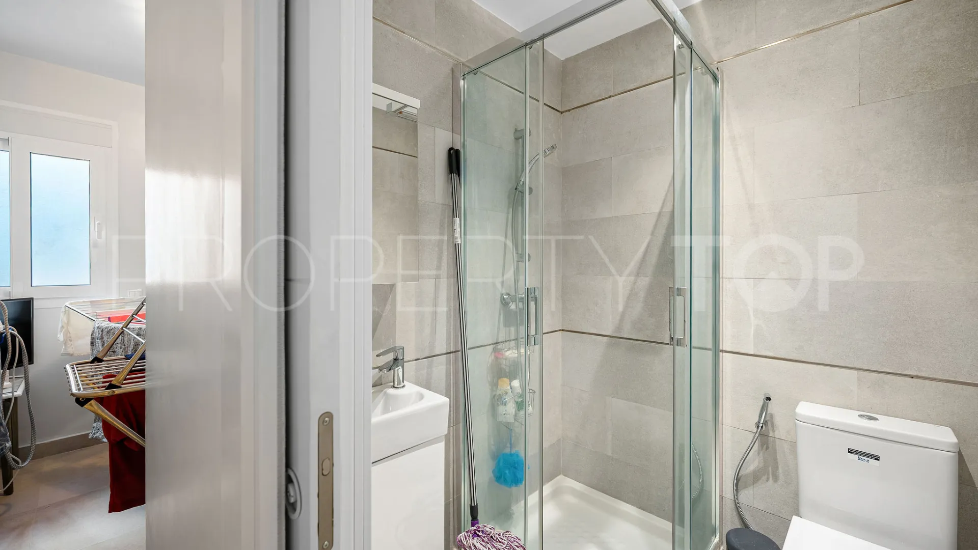 5 bedrooms Nueva Andalucia villa for sale