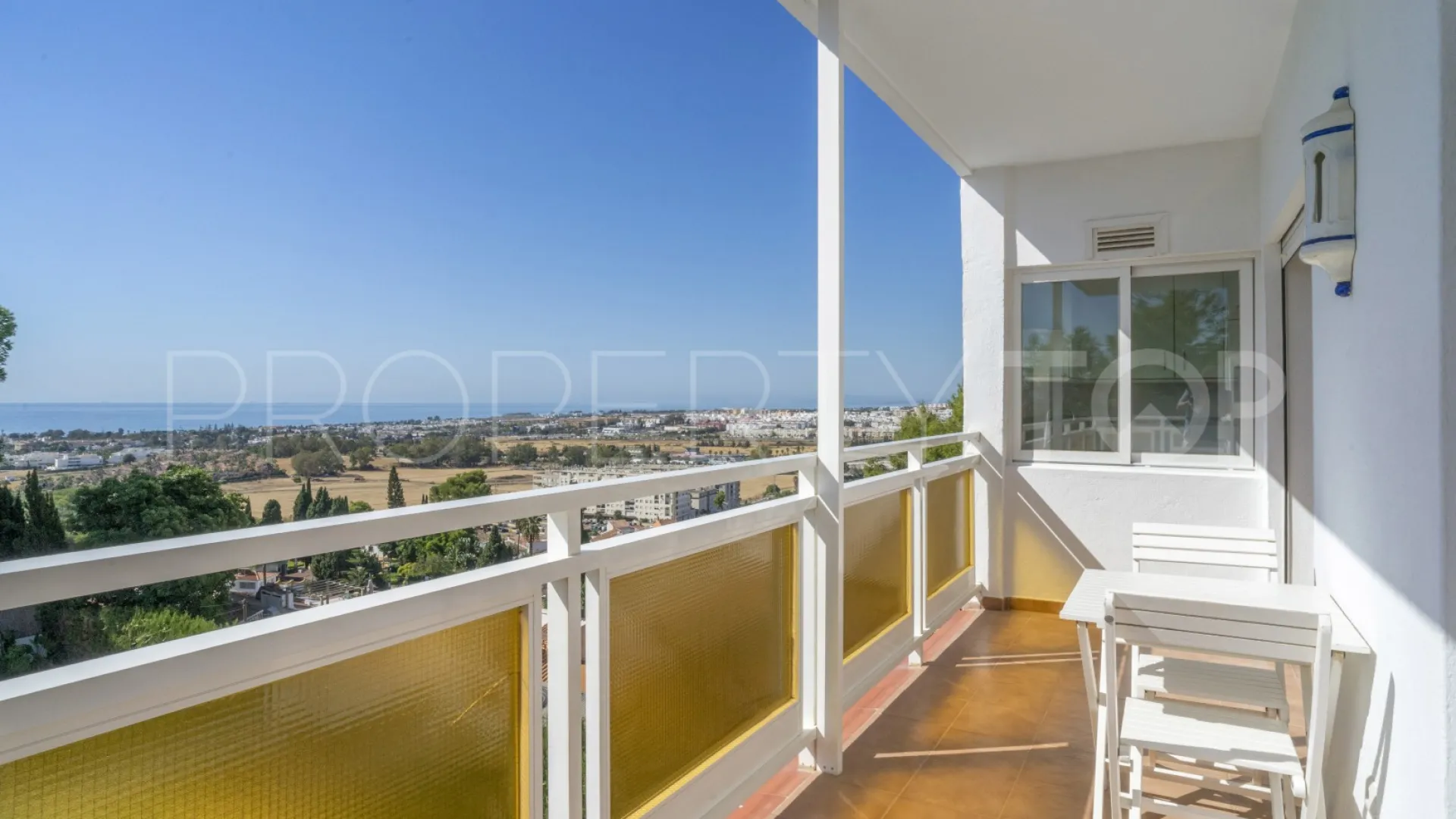 Torre de Andalucia 2 bedrooms apartment for sale