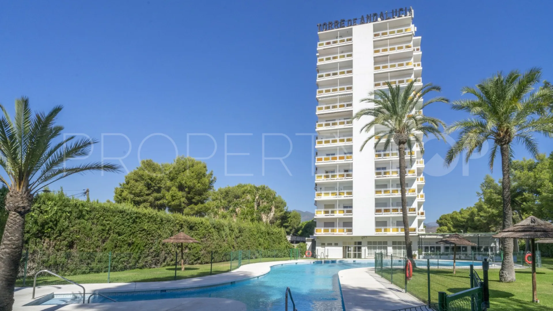 Torre de Andalucia 2 bedrooms apartment for sale