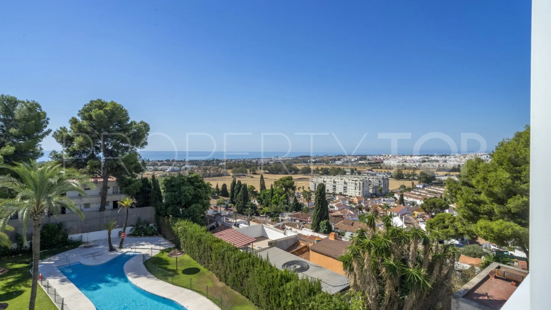 Torre de Andalucia 2 bedrooms apartment for sale