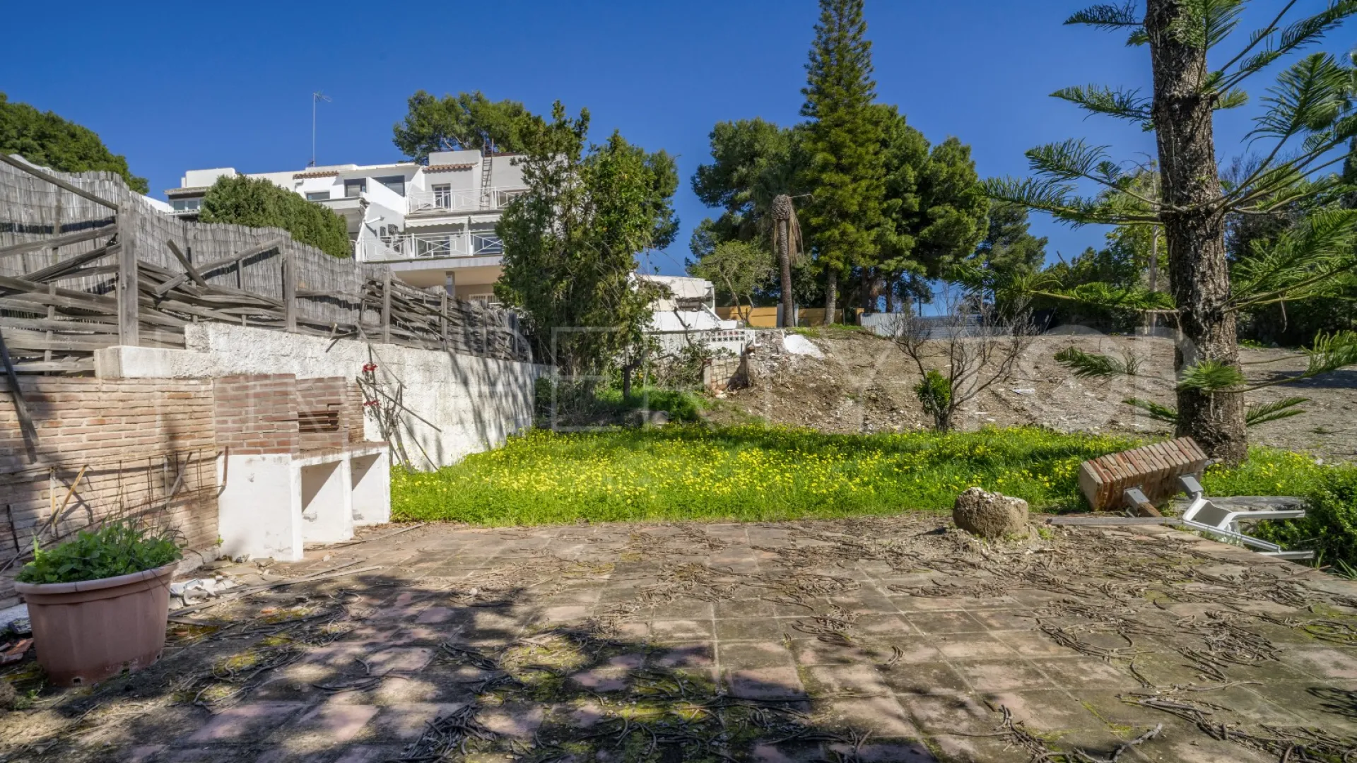 Plot for sale in Nueva Andalucia